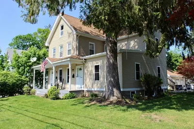 71 Everett St #1