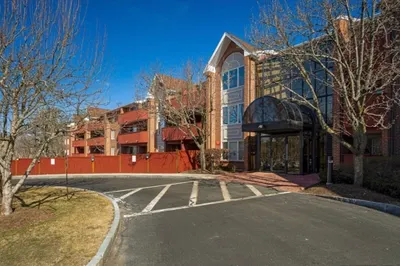100 Rosemary Way #304 1