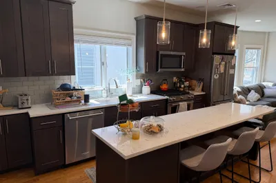 440 Windsor Street #440 1