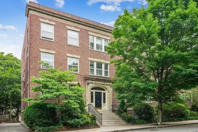 20 Marshal St #1