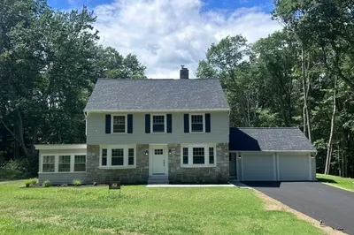 134 N Common Rd 1
