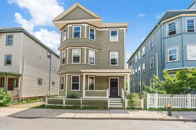 17 Spalding St #3 1