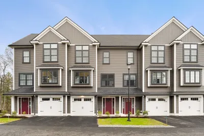 168 Lowell St #9 (#5)
