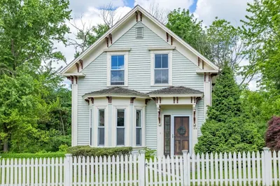 184 Main St