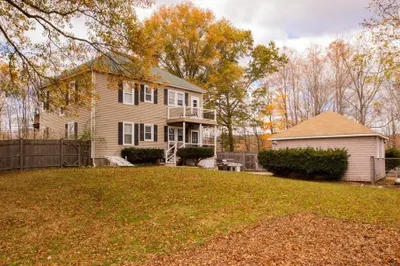 216 Landham Rd 1
