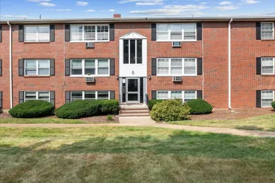 8 Tara Dr #1