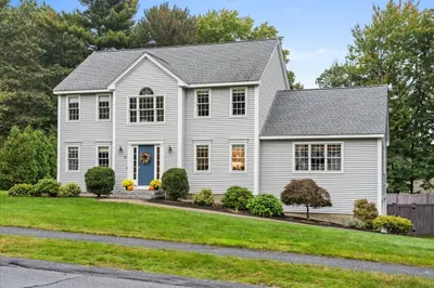 22 Wildflower Dr 1