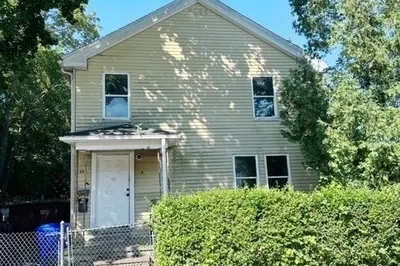 42 Mason St