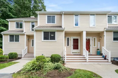 88 Gaslight Ln #88 1