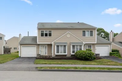 44 Oakwood Ln #44