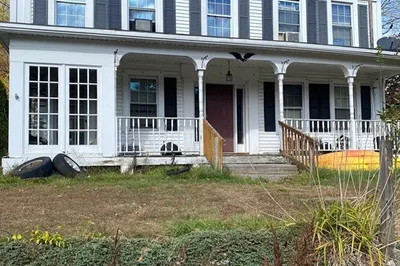 73 Main St 1