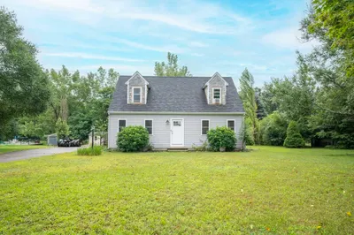 23 Rocco Dr 1