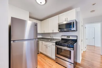 12 Foster St #6