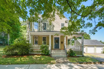 305 Central Street 1