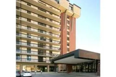 60 Longwood Ave #306 1