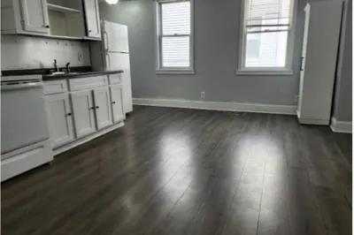 4 Shawmut St #1