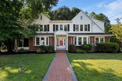 138 Nichols St 1