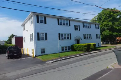 1225 Sea St 1