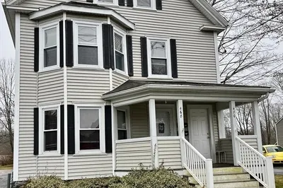 470 Main St #1 1