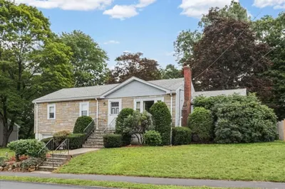 25 Eaton Rd 1