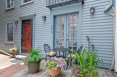 281 1/2 Main Street