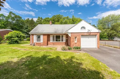 405 Granby Road 1