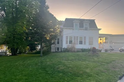 49 Stafford Rd 1