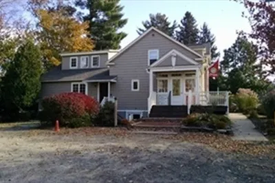 190 University Drive 1
