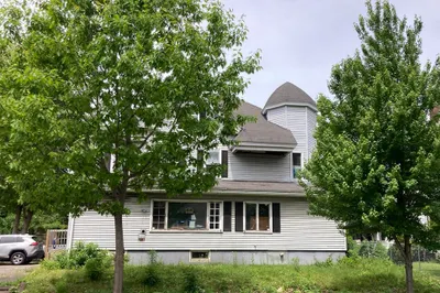 223 Elm St 1