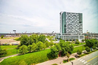 2 Earhart St #621