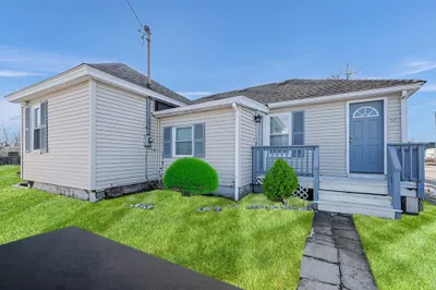 342 Wilbur Ave