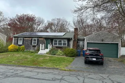 60 Maitland St 1
