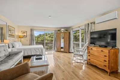 132 Shore Rd #31