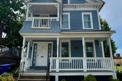 111-113 Bay St 1