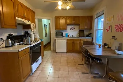 43 Turner St #1