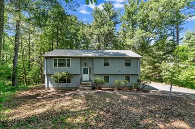 15 Orchard Ln