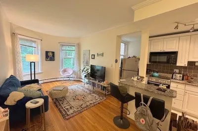 15-17 University Rd #31