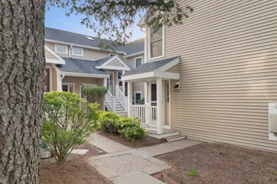 73 Bradford Commons Ln #73 1