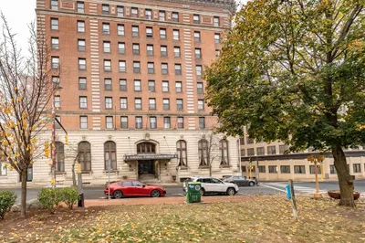 140 Chestnut Street #310 1