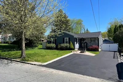 86 Randall St 1
