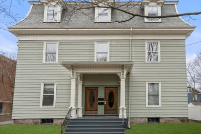 9 Eldredge St #2
