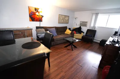 140 Kenrick St #8 1