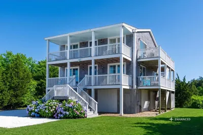 28 Beach Rd 1