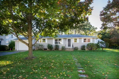 15 Buttonwood Ln #1 1