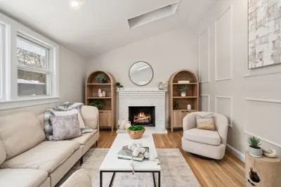 11 Wilshire Dr