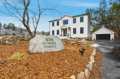 434 Sumner St 1