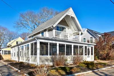 33 W Central Ave 1