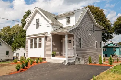 4 Vernon Avenue