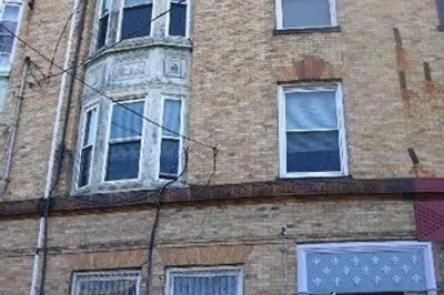 1 Linden St #B