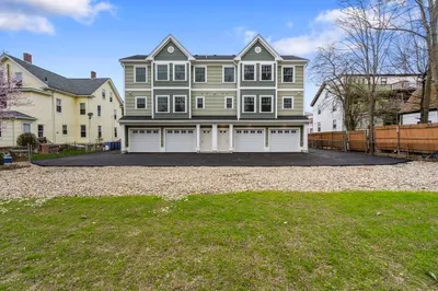 61 Robbins Street #2